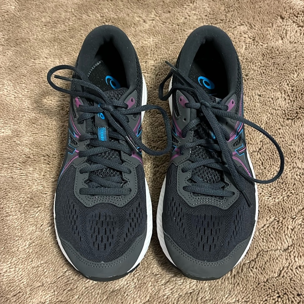 ASICS gel-contend 7
